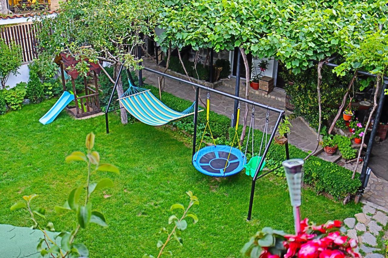 Green House - Попниколови Sapareva Banya Bagian luar foto